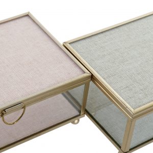 Caixa para Jóias em Vidro e Metal Dourado - Bege Bonita Caixa em Vidro e Metal Dourado Fundo Interior e tampa em Imit. tecido Bege