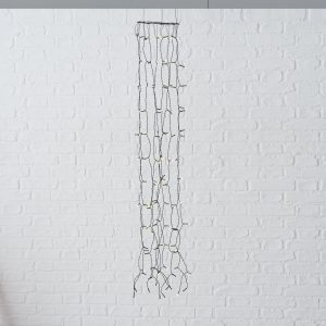 Cascata de Luzes LED – 120 L Bonita cascata de luxes led 120 Luzes 1.50 Mts de comprimento Fio Verde Escuro Com Timer