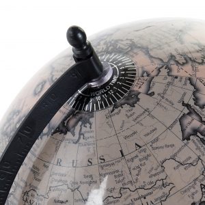 Globo Rosa - Base em Madeira Bonito Globo em rosa Base em madeira, estrutura metálica e pvc