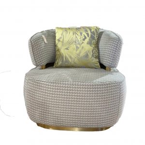 Cadeirão Tecido Premmium - Latão Bonito e elegante cadeirão com tecido premmium Base e pormenor na costa em latão.