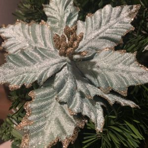 Flor Decorativa - Azul Bonita flor decorativa em veludo azul turquesa com brilhos dourados