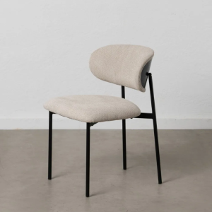 Cadeira Sala - Preto e Branco Bonita cadeira com estrutura em metal e com estofo no assento e costa