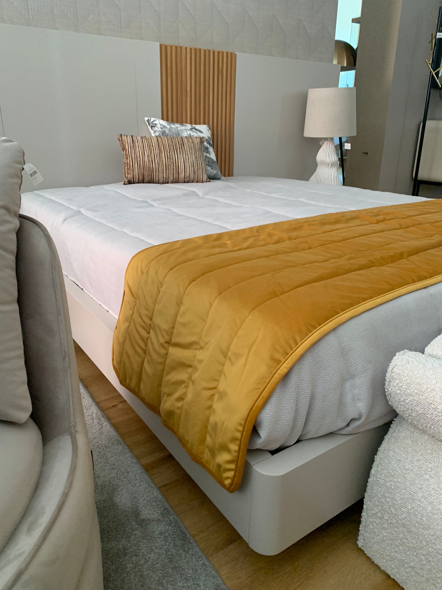 Tapa Pés – Amarelo Torrado