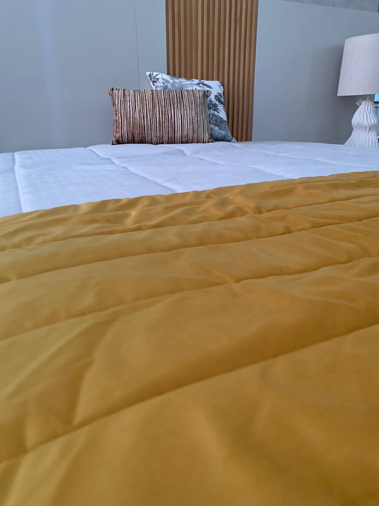 Tapa Pés – Amarelo Torrado