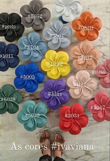 Flor Gesso Iva Viana – Rosa (Cor taupe )