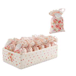Sacos Perfumados - Peça Gesso Coração Bonitos sacos perfumados em tecido com padrão flores e peça de gesso em formato coração. Pode servir como uma bonita lembrança ou para perfumar roupas em gavetas, roupeiros, etc.