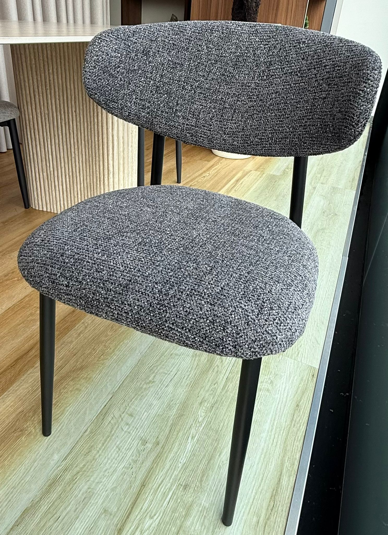 Cadeira Estofada - 145€/Uni (Conj. 6 unidades)