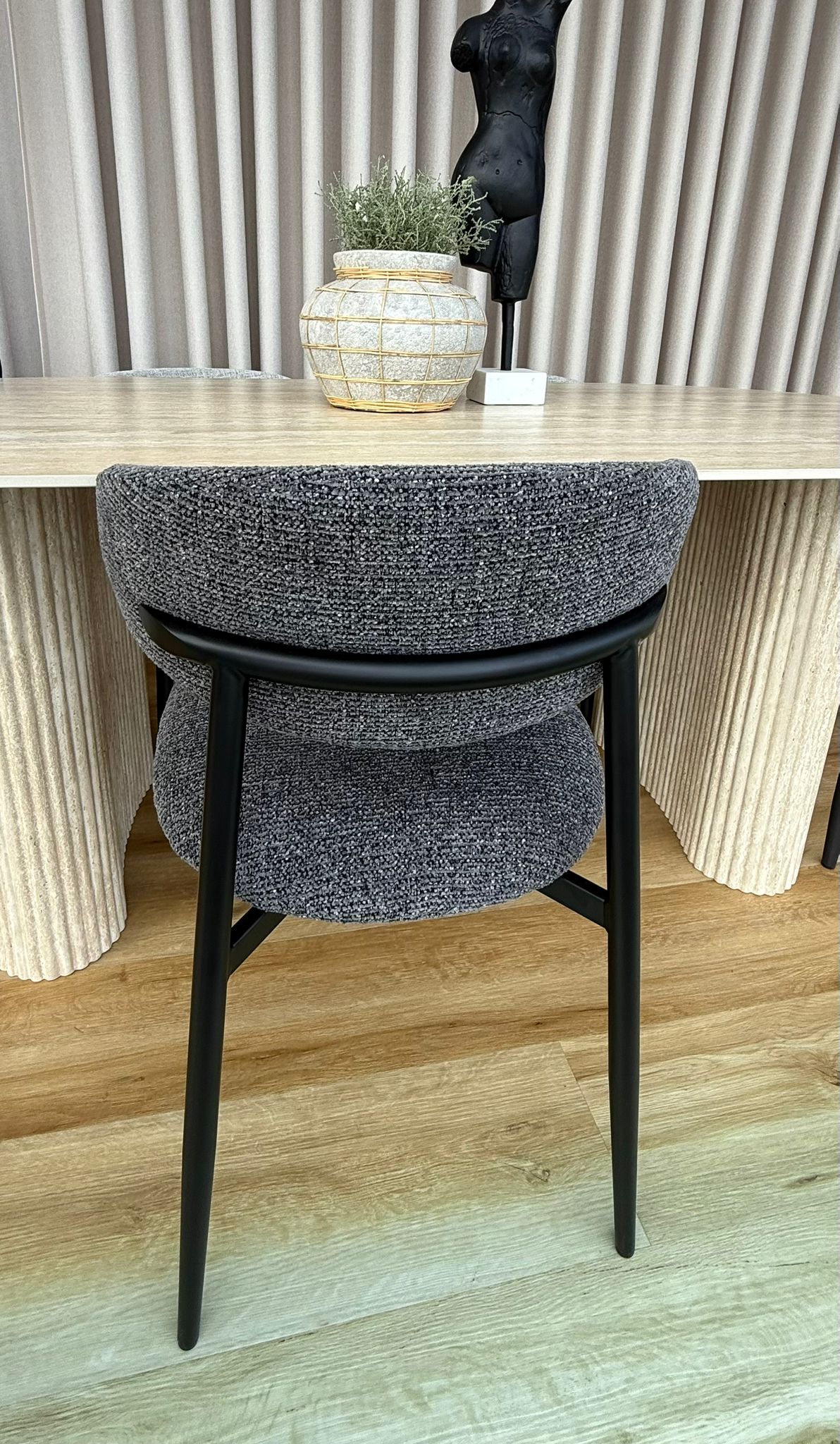 Cadeira Estofada - 145€/Uni (Conj. 6 unidades)