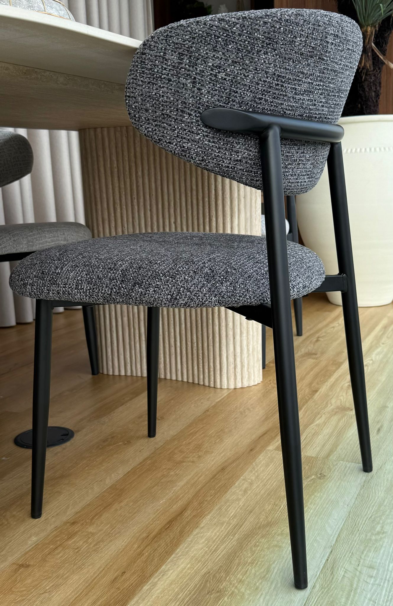 Cadeira Estofada - 145€/Uni (Conj. 6 unidades)